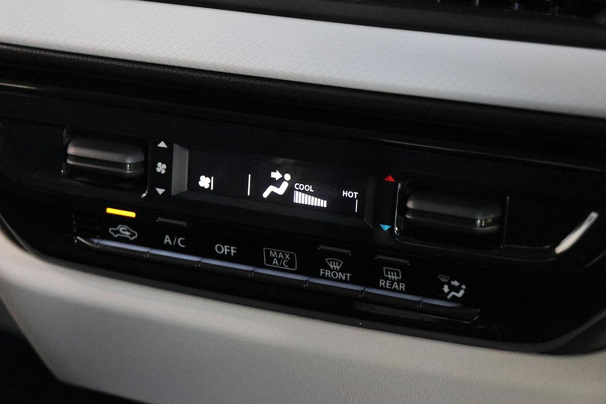 2024 Suzuki Swift Hybrid UZ
