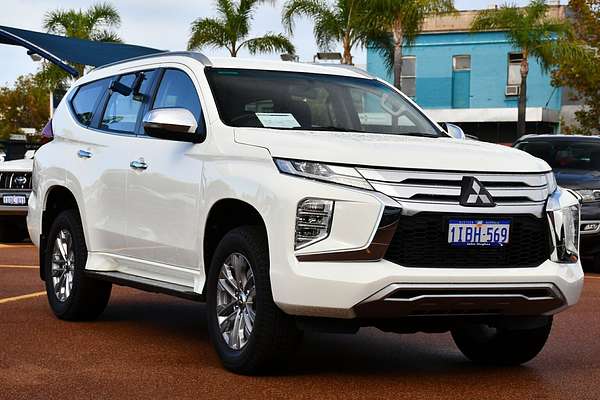 2023 Mitsubishi Pajero Sport GLX QF