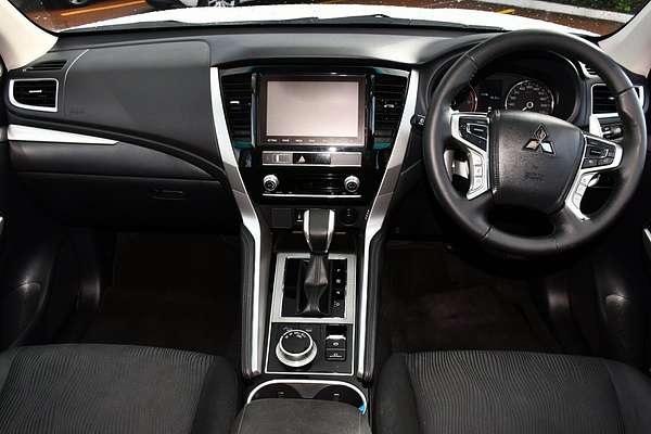 2023 Mitsubishi Pajero Sport GLX QF