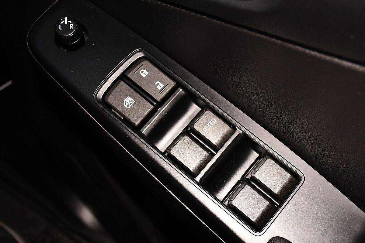 2024 Isuzu D-MAX SX High Ride Rear Wheel Drive