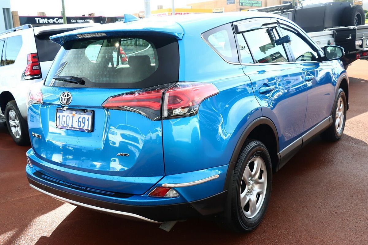 2018 Toyota RAV4 GX ASA44R