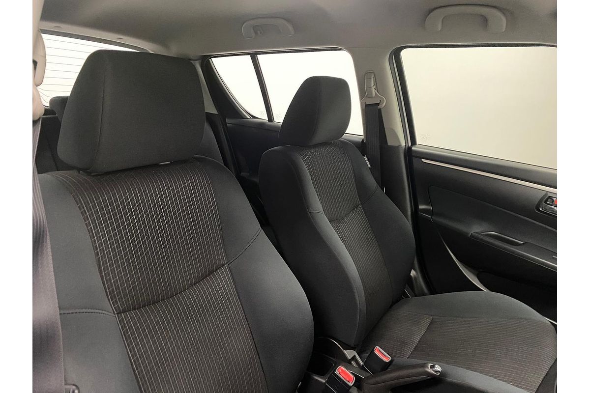 2014 Suzuki Swift GL Navigator FZ