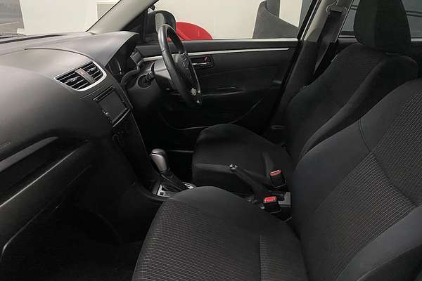 2014 Suzuki Swift GL Navigator FZ