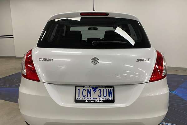 2014 Suzuki Swift GL Navigator FZ