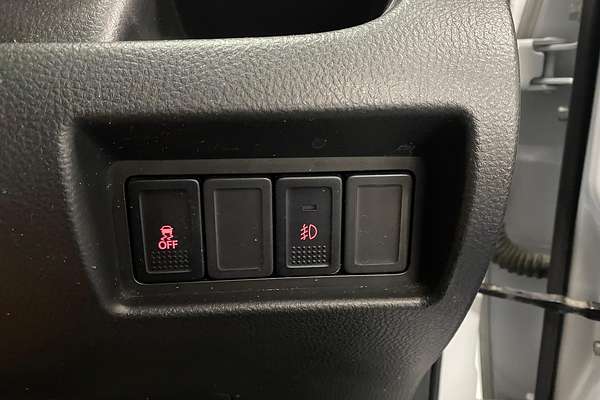 2014 Suzuki Swift GL Navigator FZ