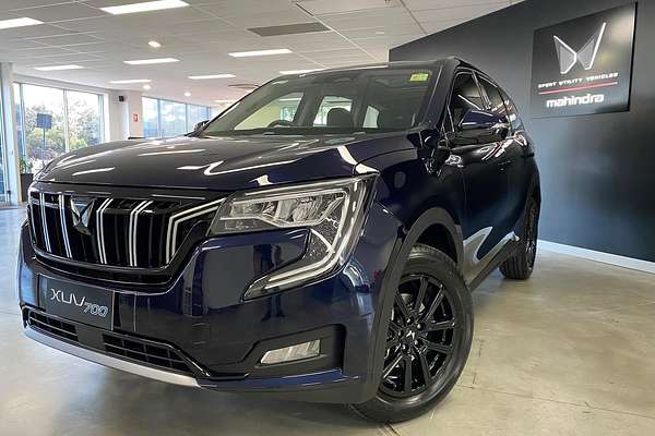 2025 Mahindra XUV700 AX7L