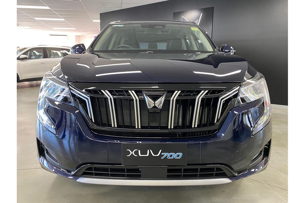2025 Mahindra XUV700 AX7L