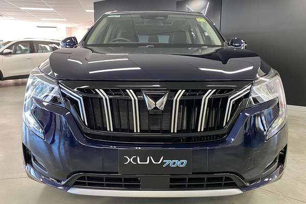 2025 Mahindra XUV700 AX7L