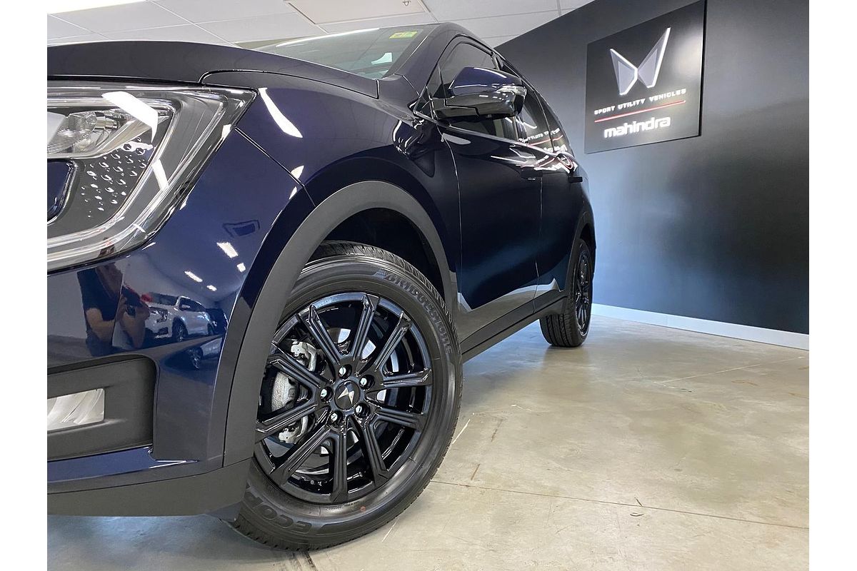 2025 Mahindra XUV700 AX7L