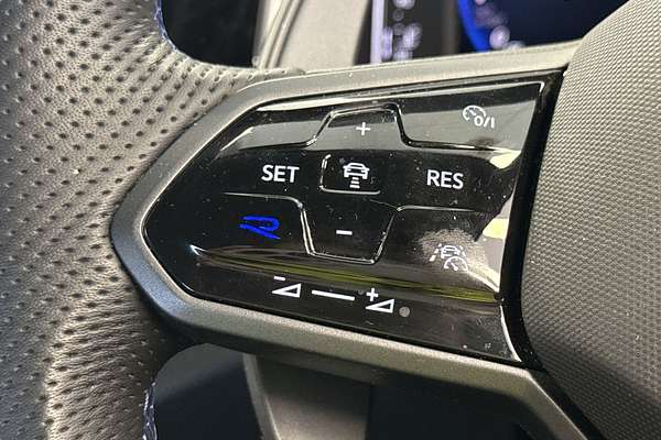 2022 Volkswagen T-Roc R D11
