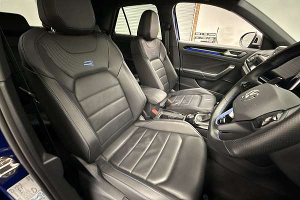 2022 Volkswagen T-Roc R D11