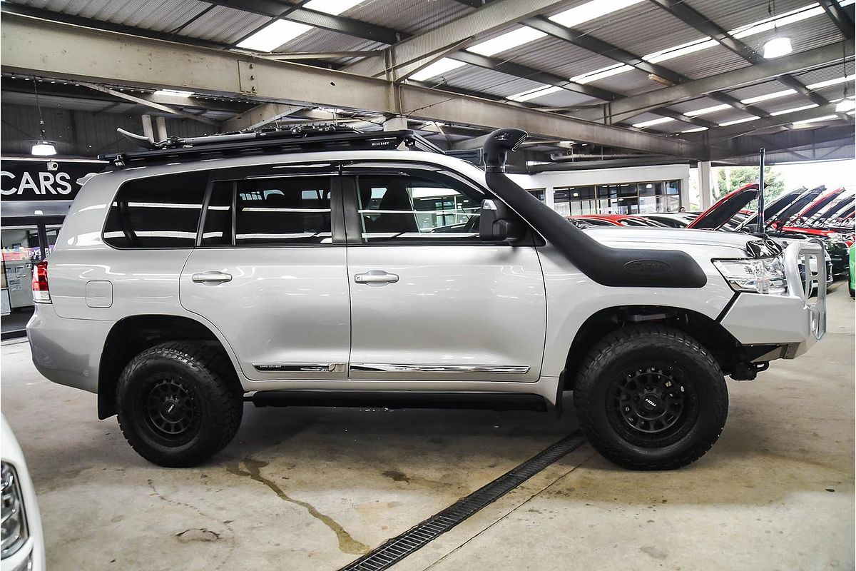 2017 Toyota Landcruiser Altitude VDJ200R