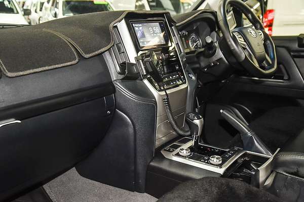 2017 Toyota Landcruiser Altitude VDJ200R
