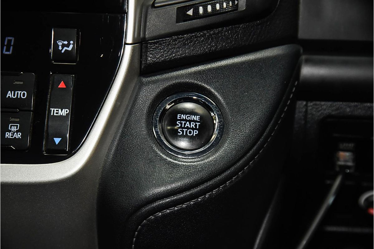 2017 Toyota Landcruiser Altitude VDJ200R