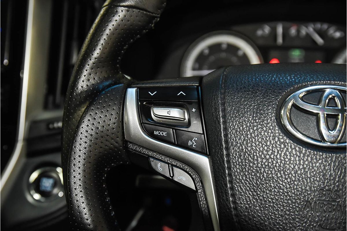 2017 Toyota Landcruiser Altitude VDJ200R