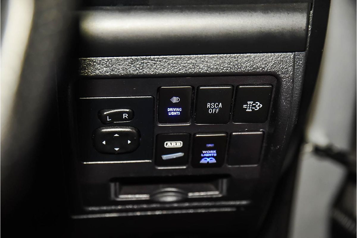 2017 Toyota Landcruiser Altitude VDJ200R