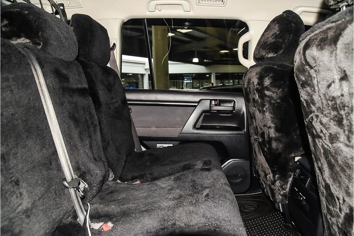 2017 Toyota Landcruiser Altitude VDJ200R
