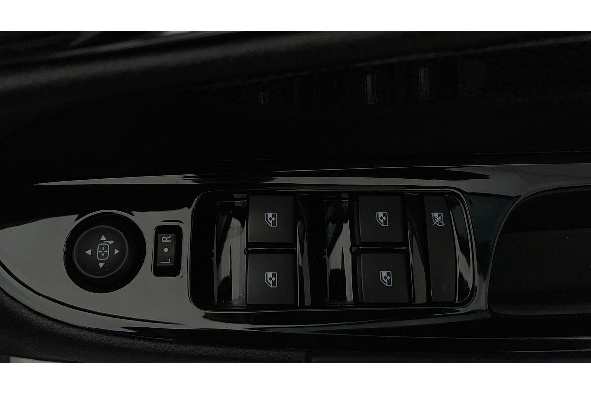 2016 Holden Commodore SV6 Black VF Series II