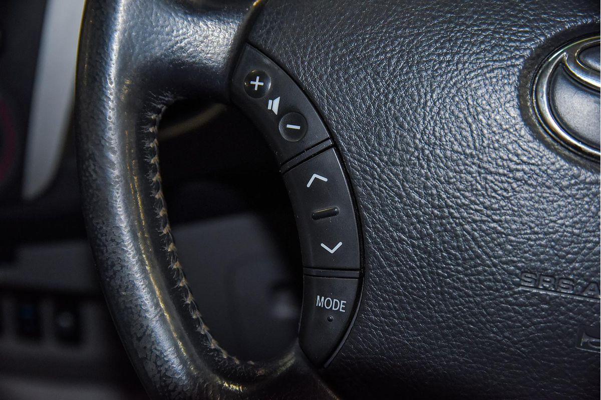 2011 Toyota Hilux SR5 KUN26R 4X4