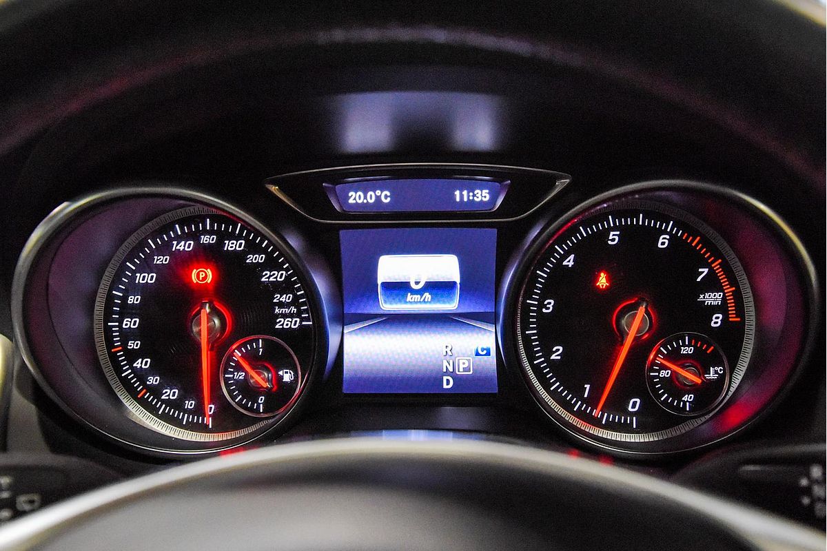 2017 Mercedes-Benz GLA-Class GLA180 X156