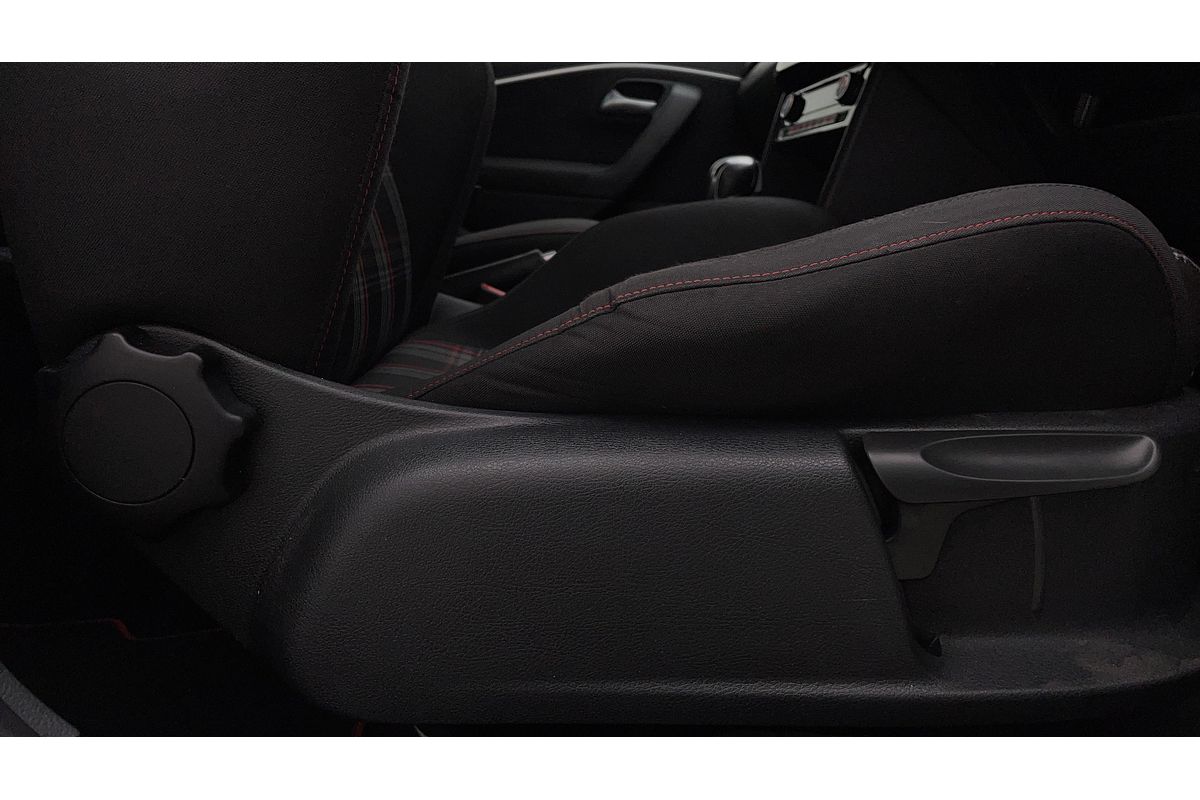 2015 Volkswagen Polo GTI 6R