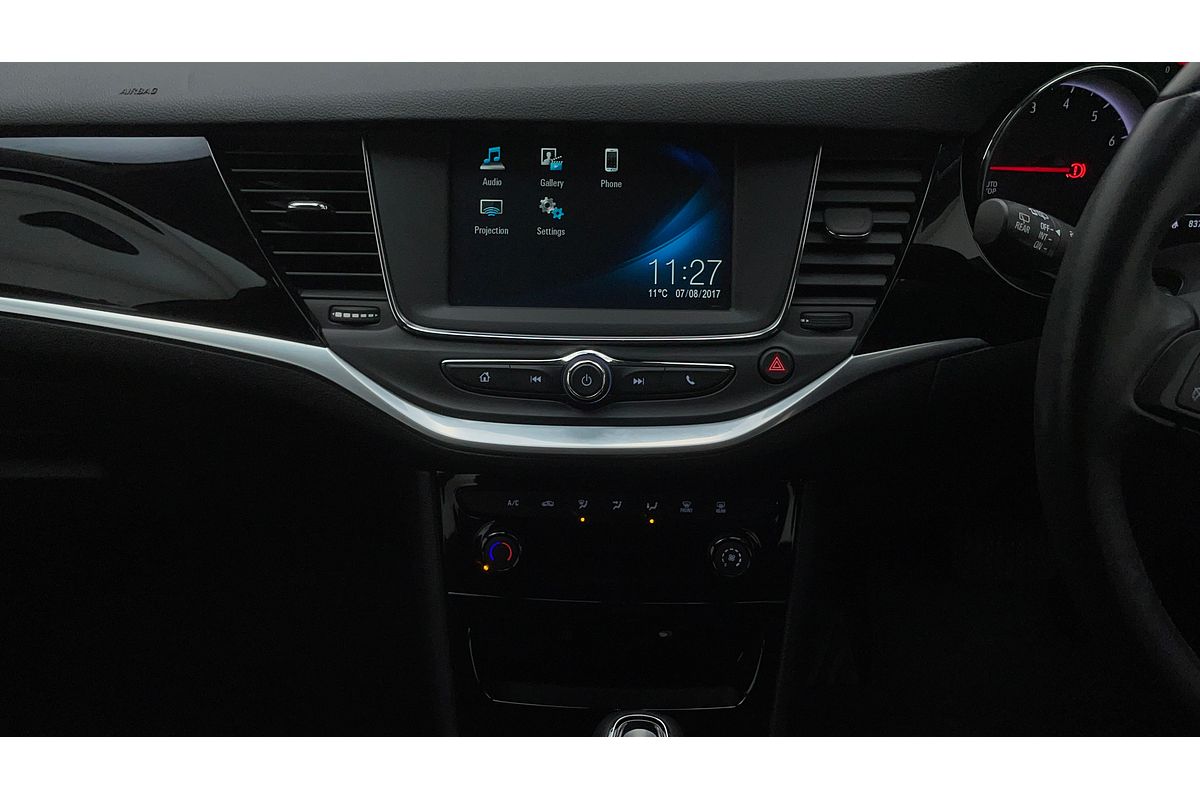 2017 Holden Astra R BK