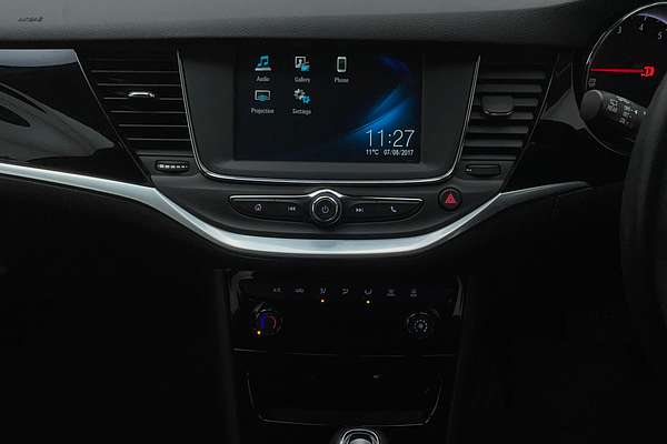 2017 Holden Astra R BK