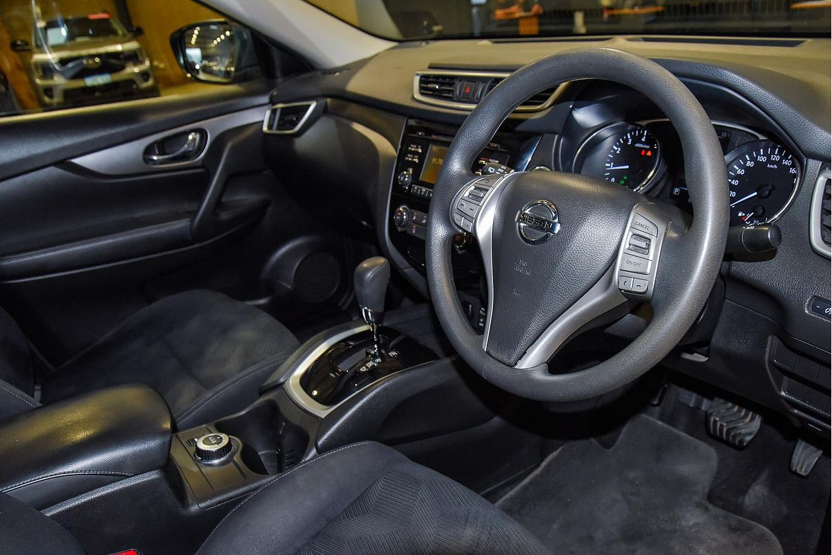2015 Nissan X-TRAIL ST T32
