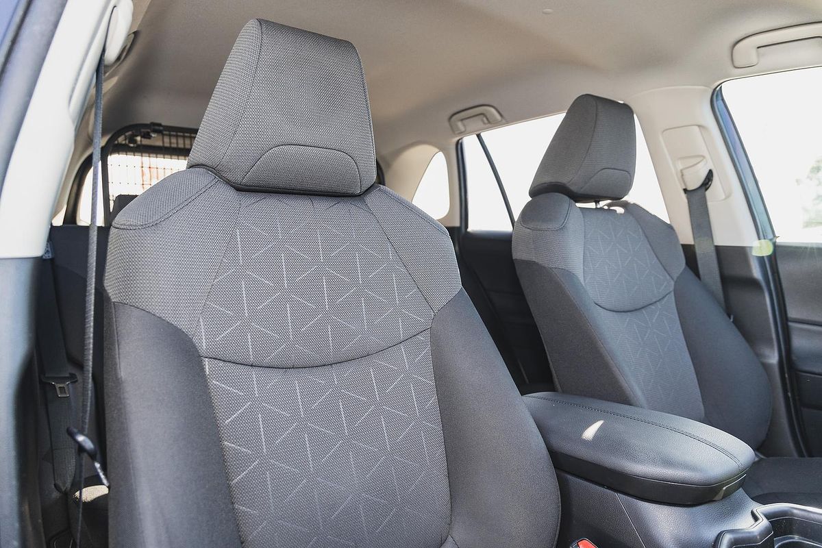 2021 Toyota RAV4 GXL AXAH54R