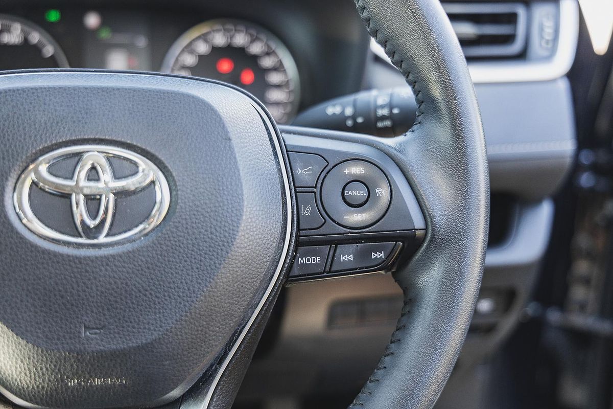 2021 Toyota RAV4 GXL AXAH54R
