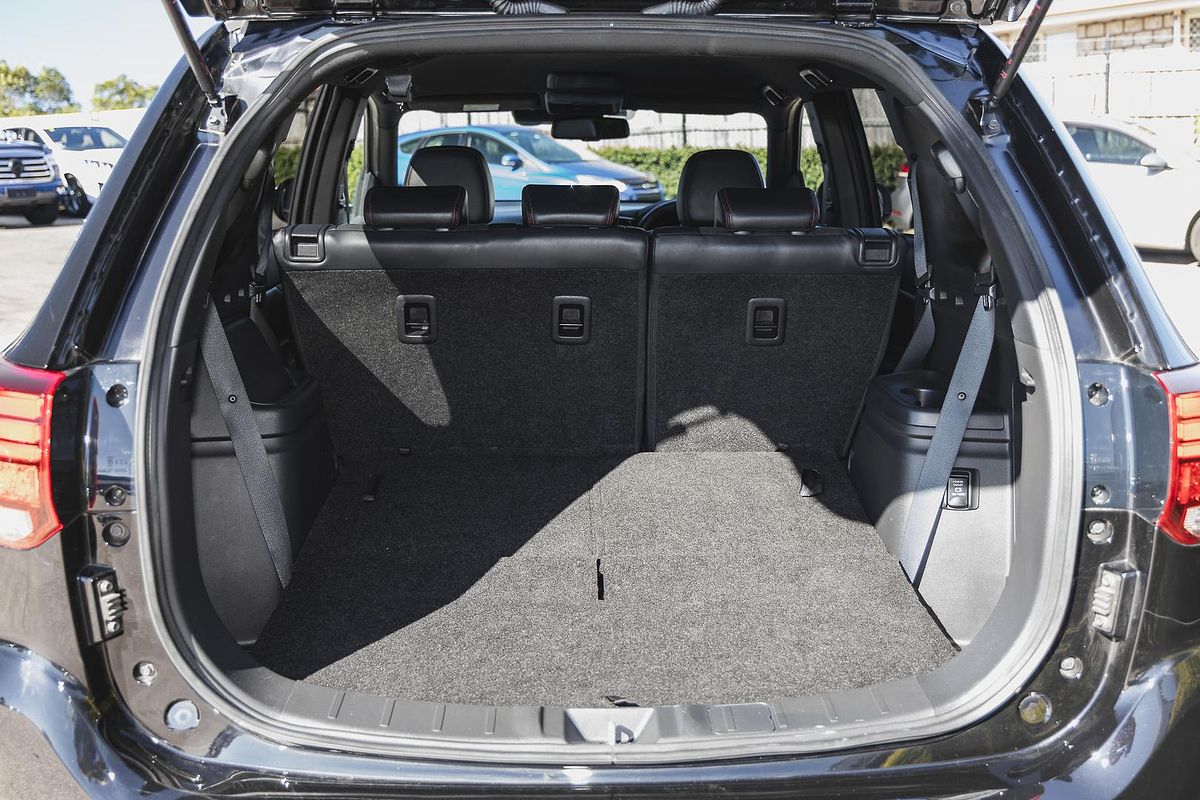 2021 Mitsubishi Outlander Black Edition ZL