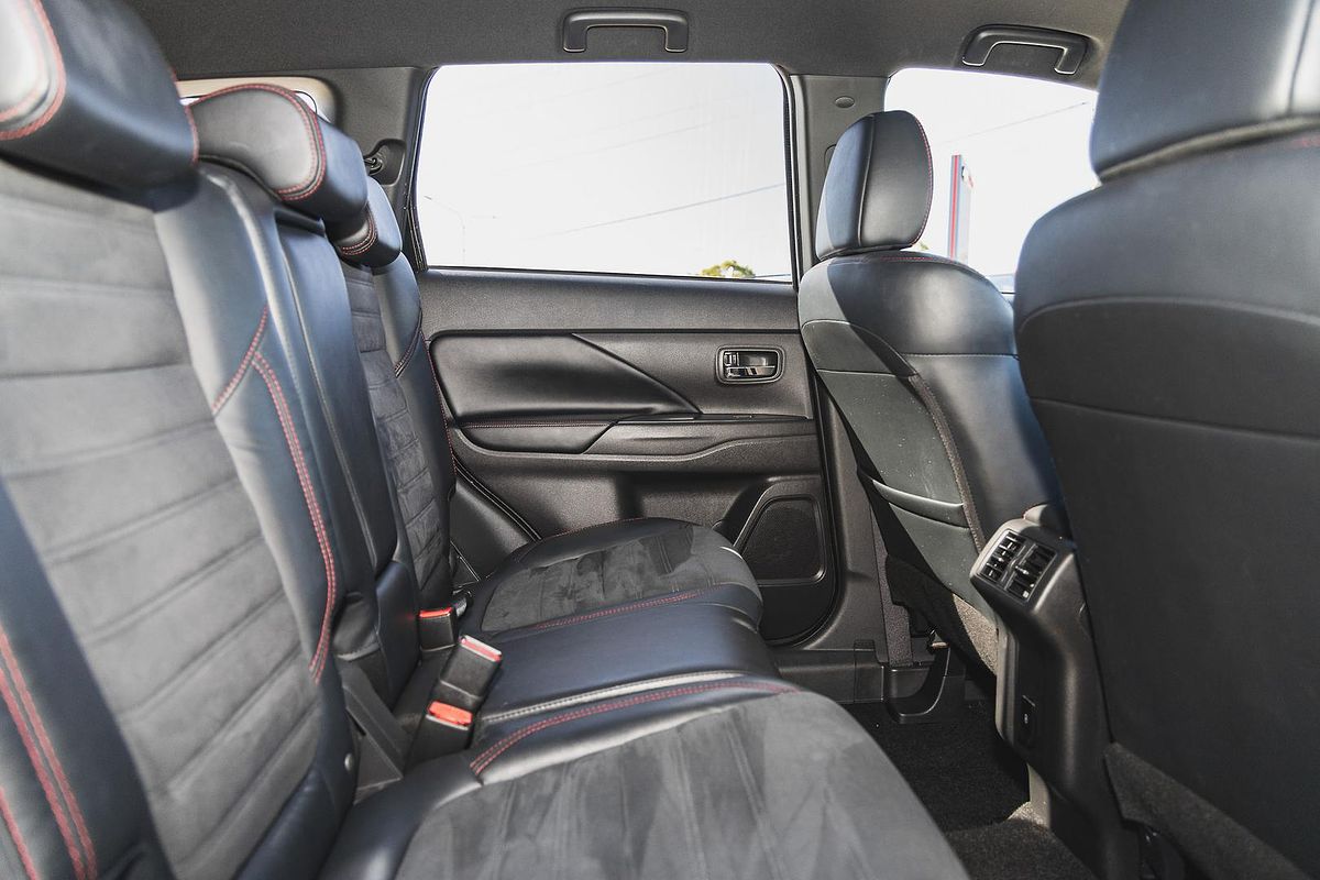 2021 Mitsubishi Outlander Black Edition ZL