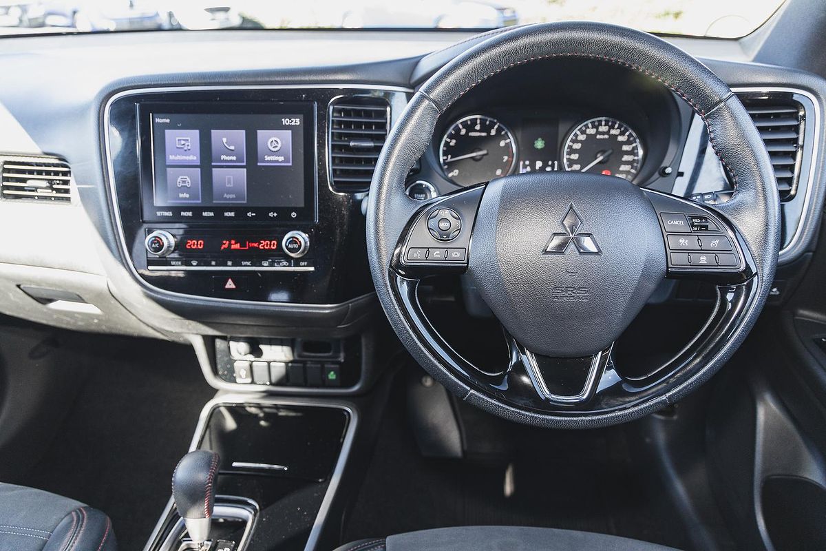 2021 Mitsubishi Outlander Black Edition ZL