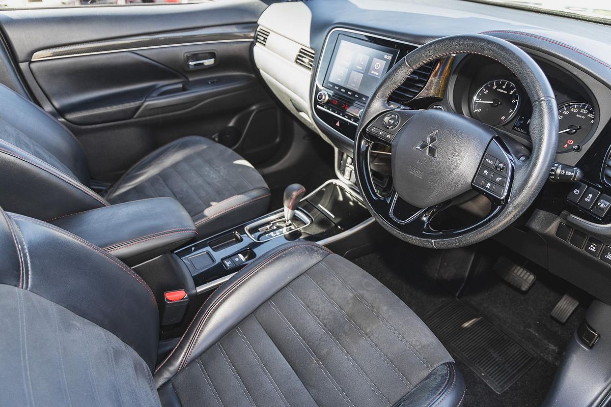 2021 Mitsubishi Outlander Black Edition ZL