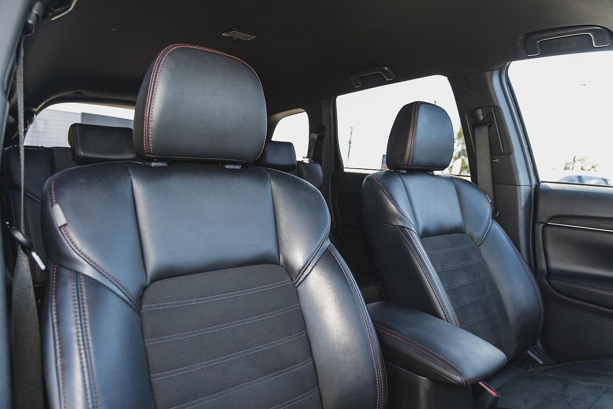 2021 Mitsubishi Outlander Black Edition ZL