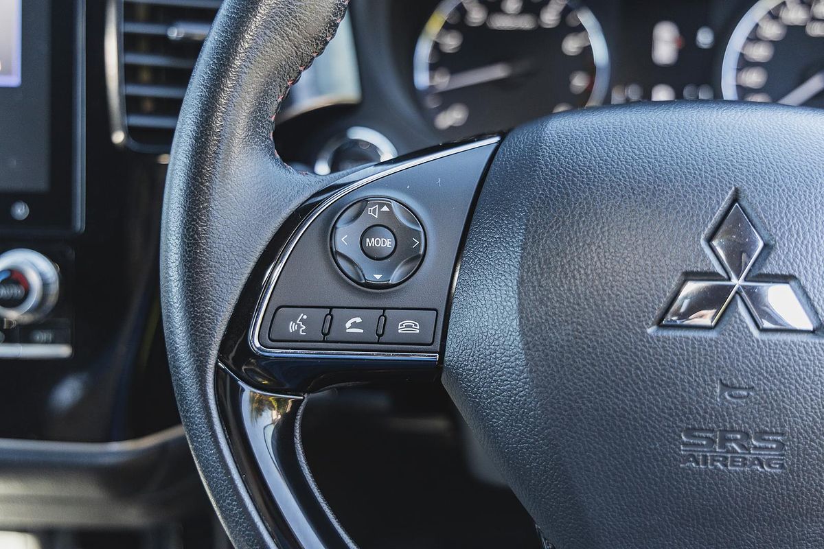 2021 Mitsubishi Outlander Black Edition ZL