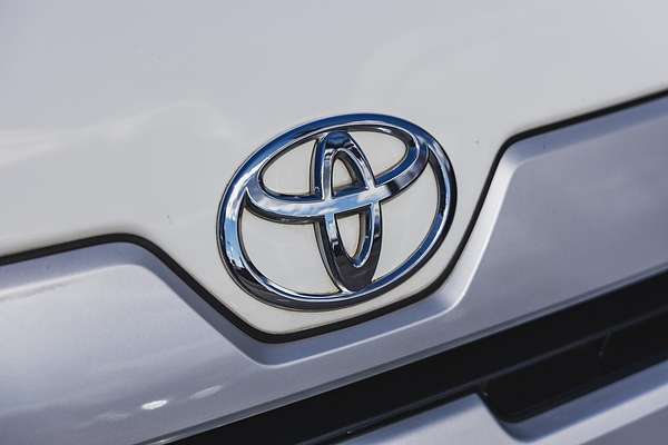 2021 Toyota Hiace GDH300R LWB