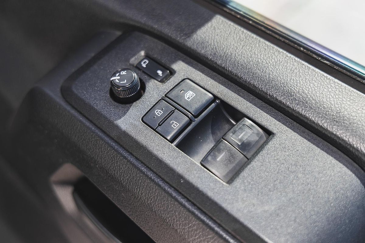 2021 Toyota Hiace GDH300R LWB
