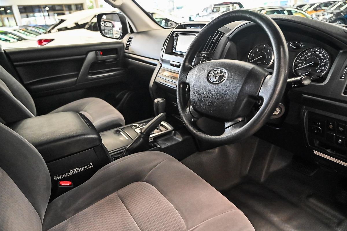 2018 Toyota Landcruiser GX VDJ200R