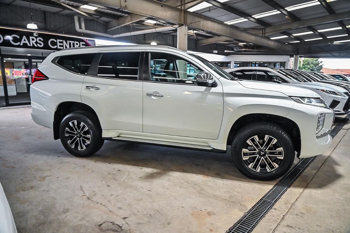 2020 Mitsubishi Pajero Sport GLS QF