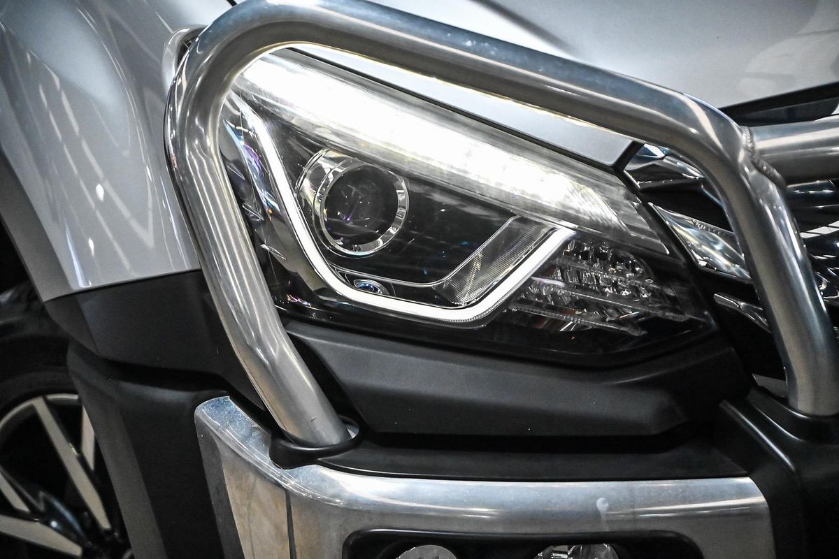 2019 Isuzu MU-X LS-T