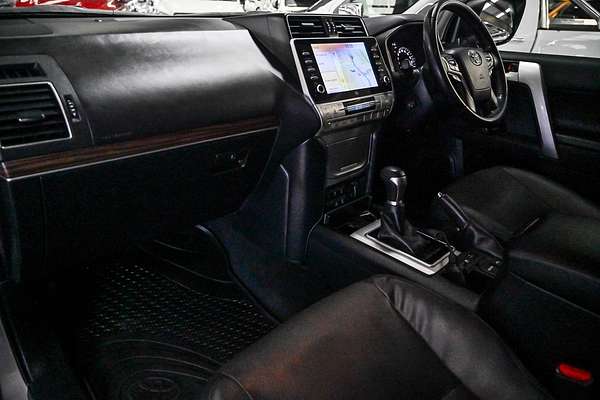 2022 Toyota Landcruiser Prado VX GDJ150R