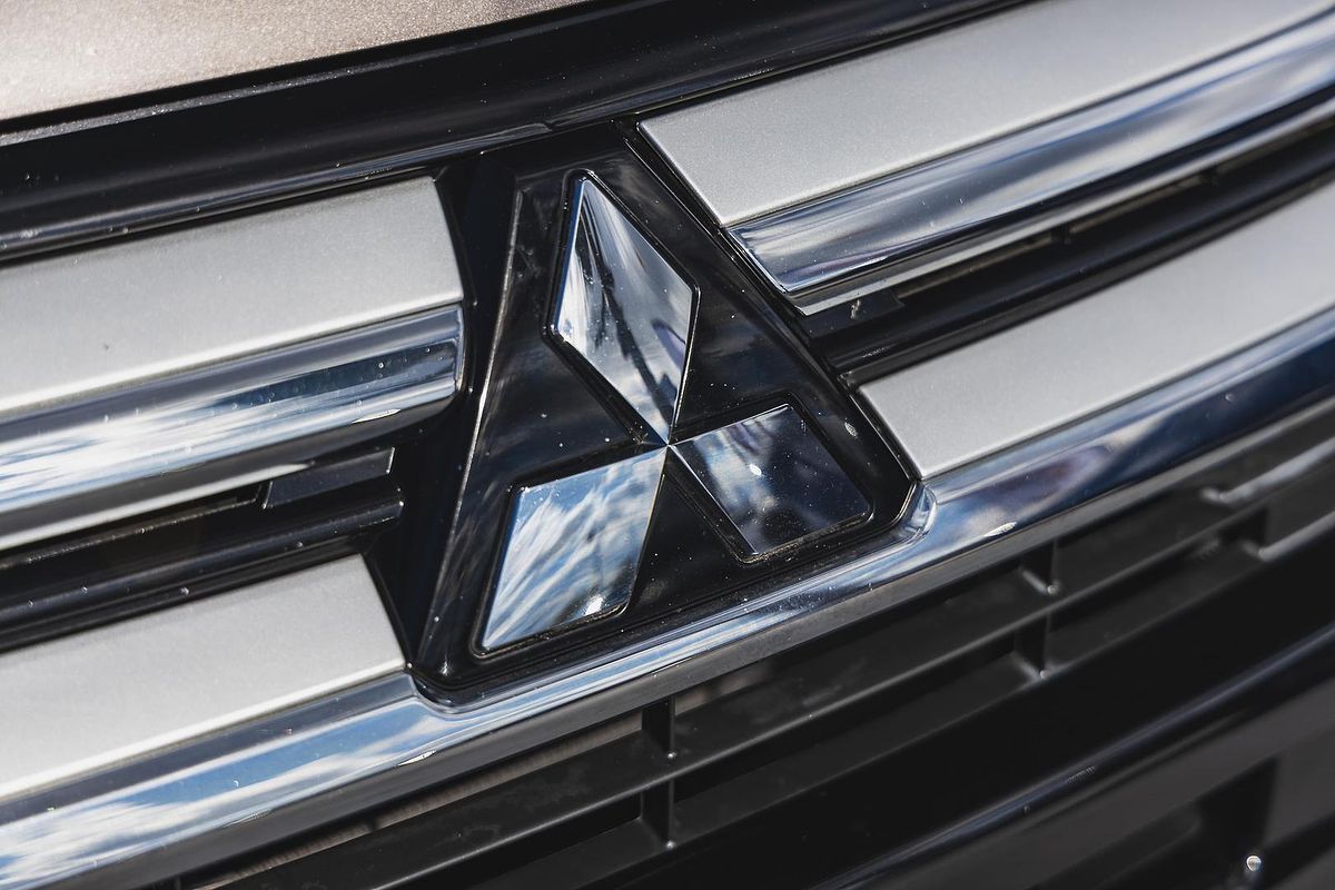 2015 Mitsubishi Outlander LS ZK