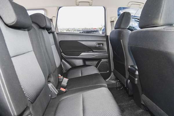 2015 Mitsubishi Outlander LS ZK