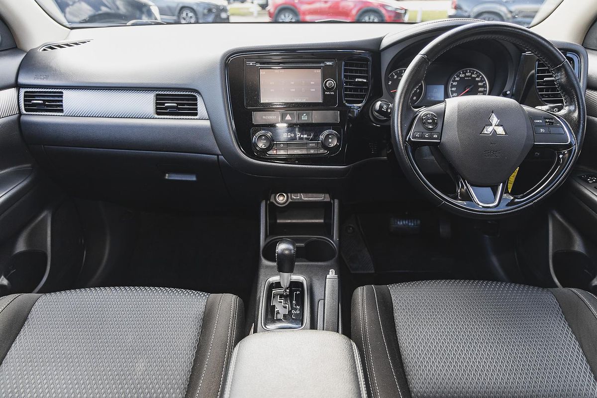 2015 Mitsubishi Outlander LS ZK