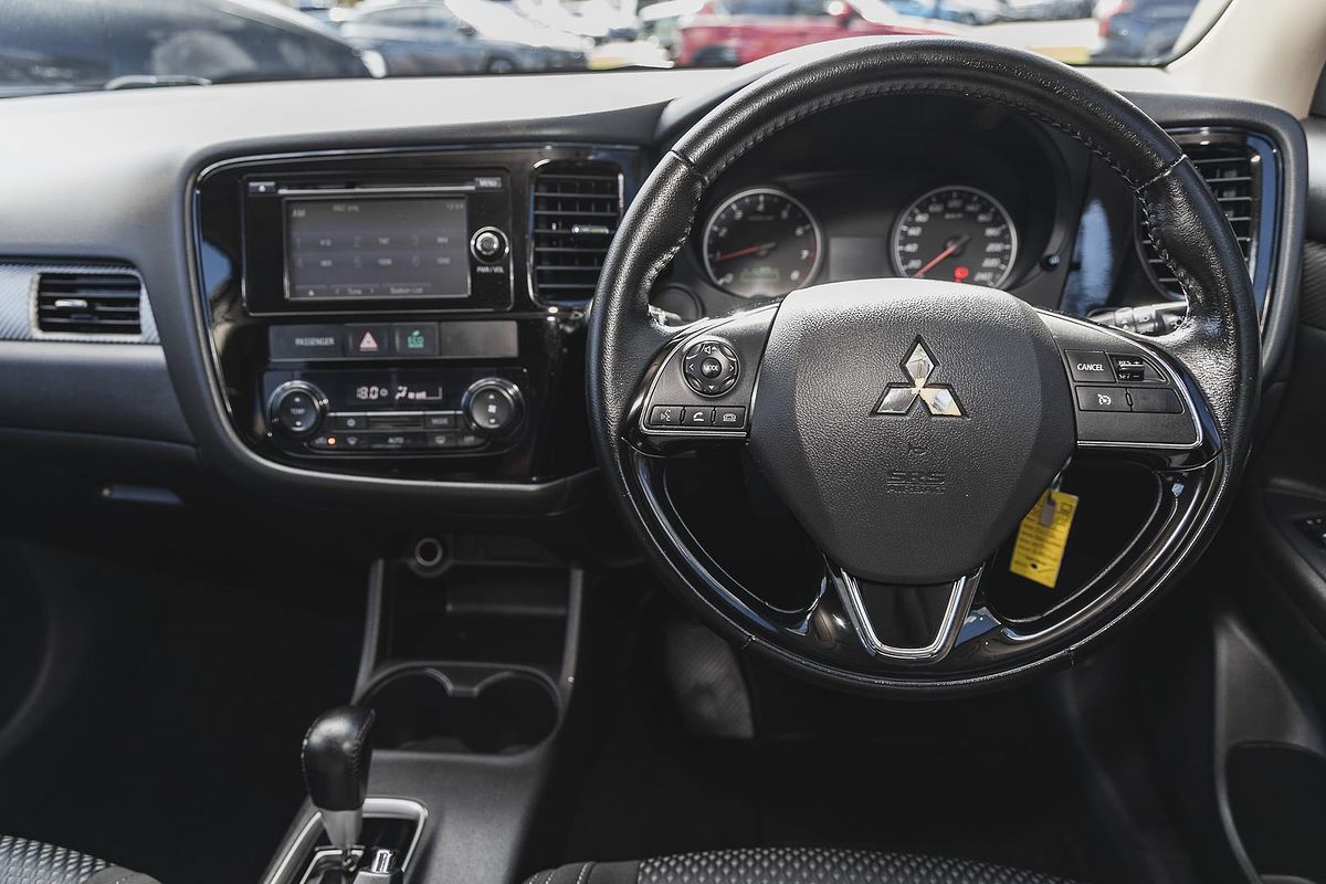2015 Mitsubishi Outlander LS ZK