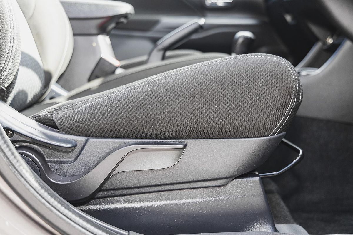 2015 Mitsubishi Outlander LS ZK