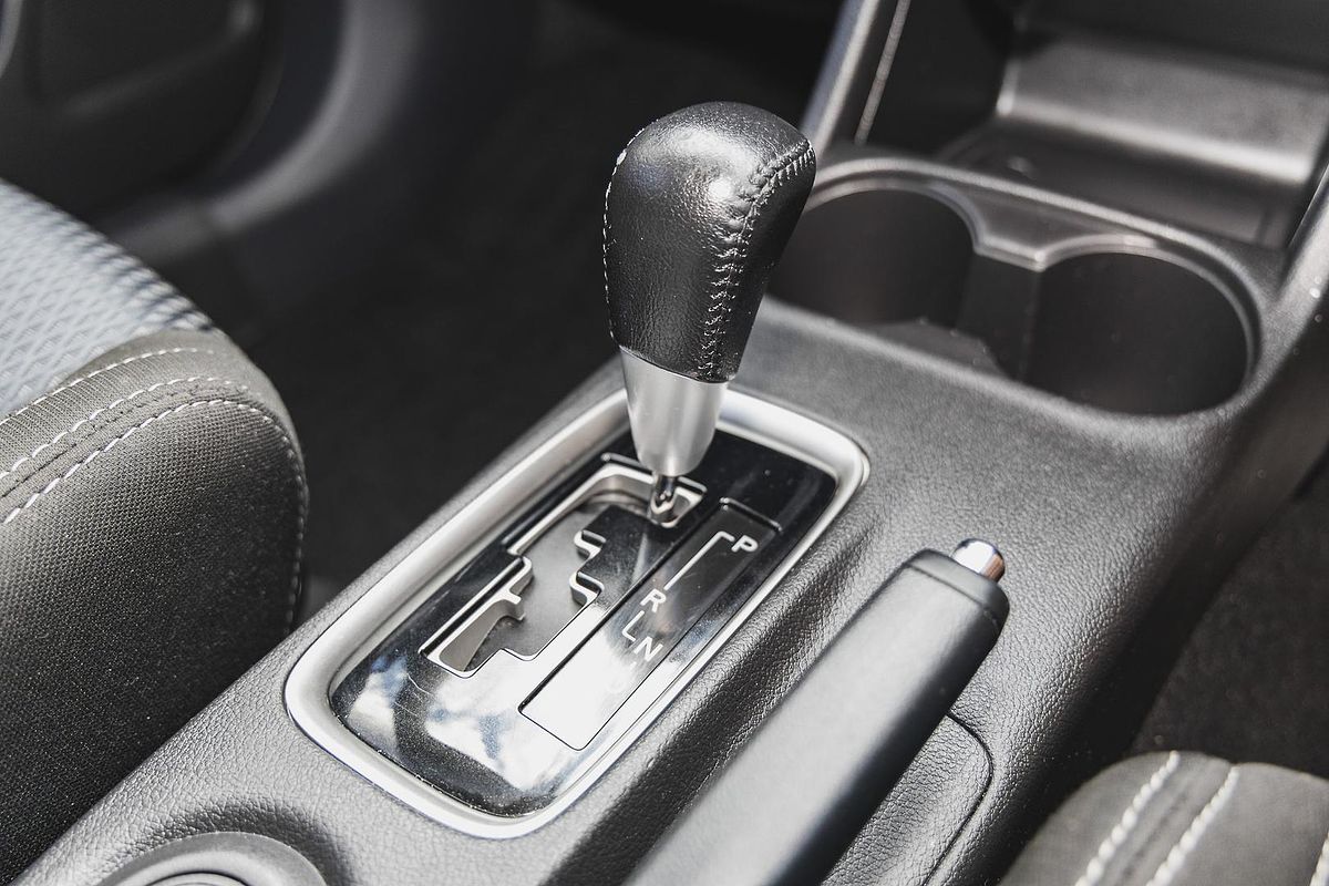 2015 Mitsubishi Outlander LS ZK