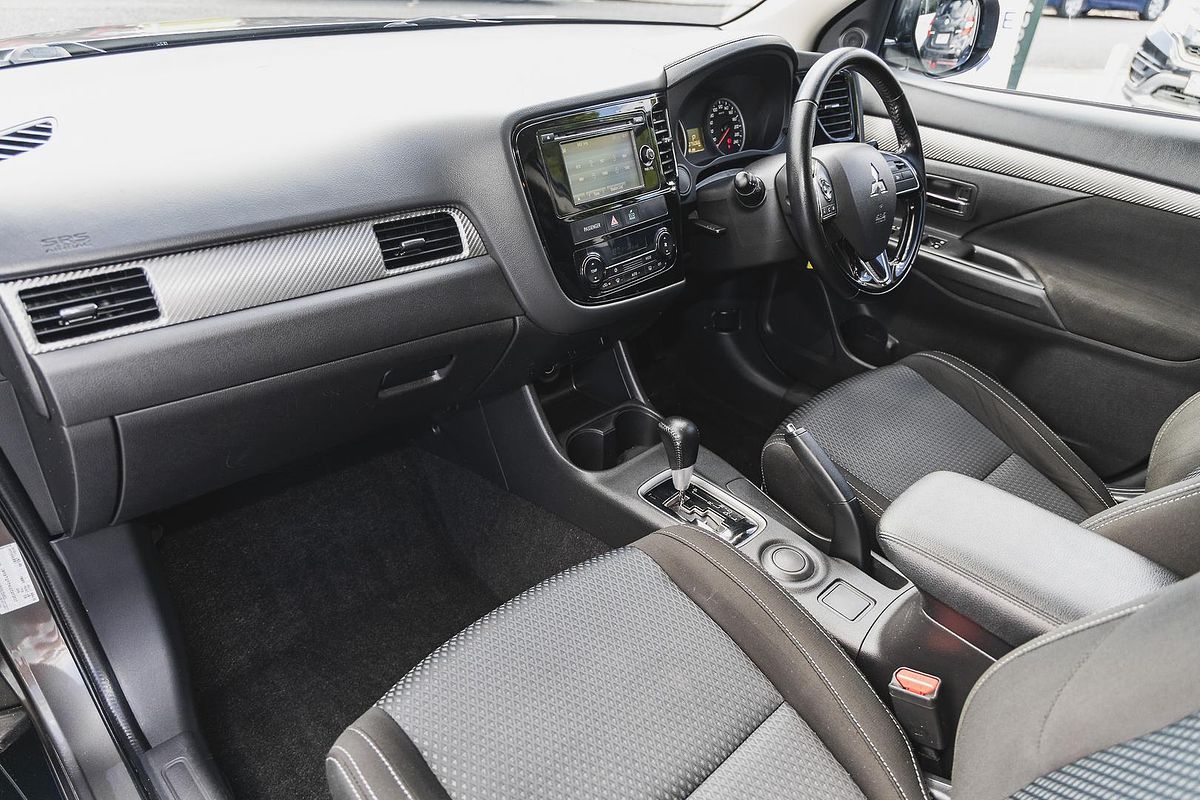 2015 Mitsubishi Outlander LS ZK