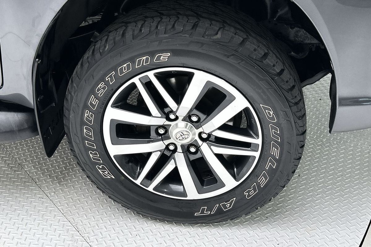 2019 Toyota Hilux SR5 GUN126R 4X4